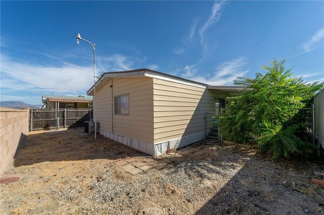 1499 Old Mountain Ave 152, San Jacinto, CA 92583