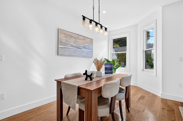 46 Walden St 46, Cambridge, MA 02140