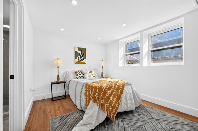 46 Walden St 46, Cambridge, MA 02140