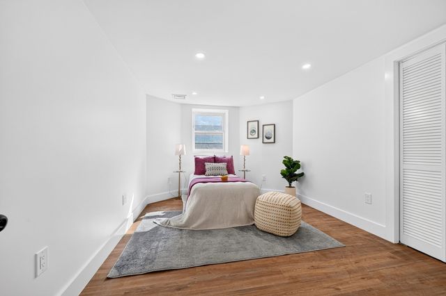 46 Walden St 46, Cambridge, MA 02140