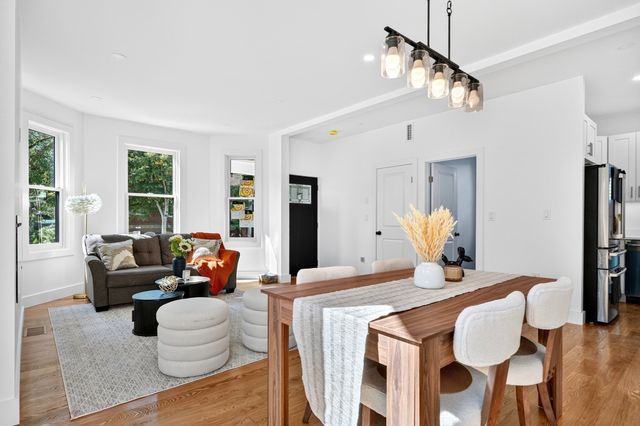 46 Walden St 46, Cambridge, MA 02140