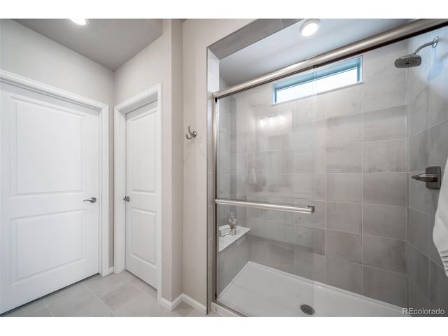 21845 E 51st Dr, Aurora, CO 80019