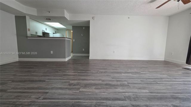 5011 Wiles Rd 203, Coconut Creek, FL 33073