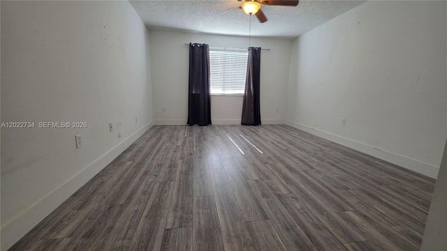 5011 Wiles Rd 203, Coconut Creek, FL 33073