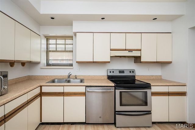 5501 Waterman Boulevard B, St Louis, MO 63112