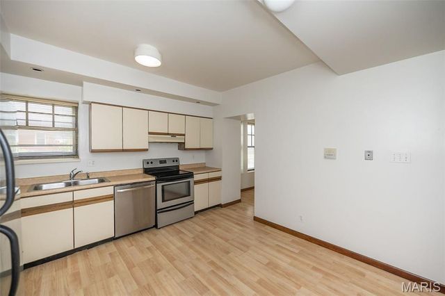 5501 Waterman Boulevard B, St Louis, MO 63112