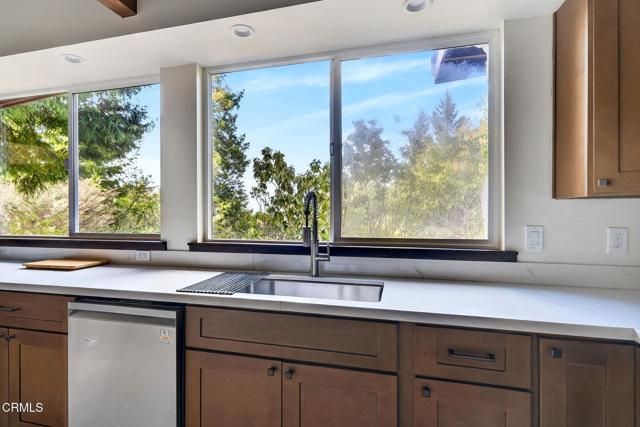 2900 Cameron Road, Elk, CA 95432