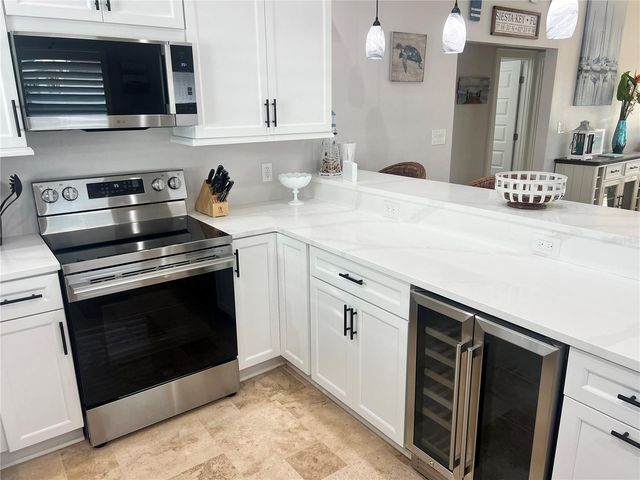 6020 MIDNIGHT PASS ROAD 22, Sarasota, FL 34242