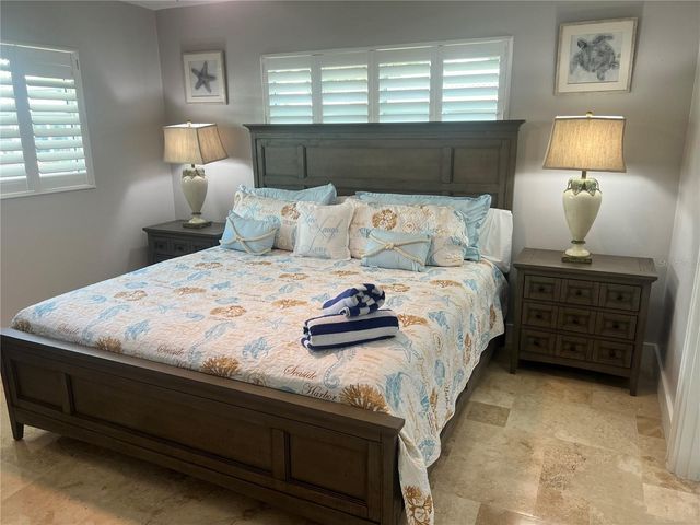 6020 MIDNIGHT PASS ROAD 22, Sarasota, FL 34242
