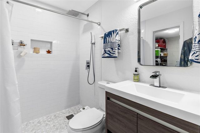 2012 CORDOVA DRIVE, Sanford, FL 32771