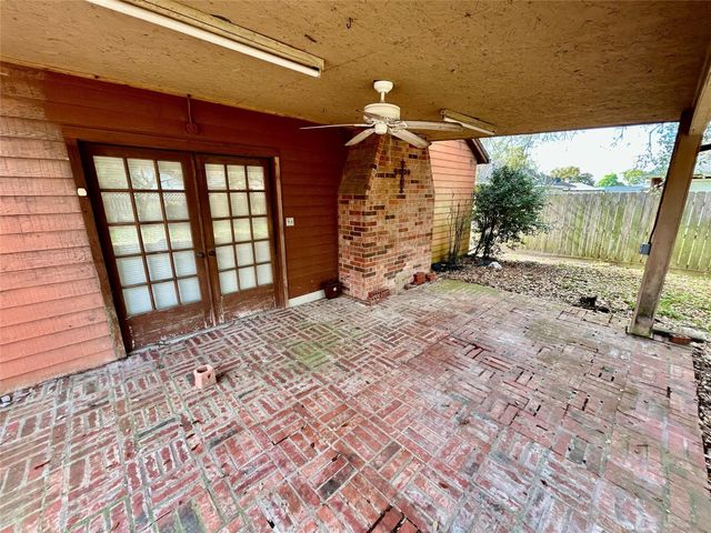 3308 Avenue B, Nederland, TX 77627