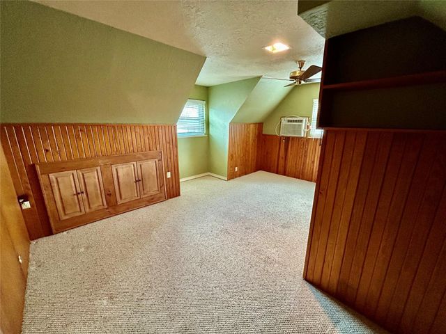 3308 Avenue B, Nederland, TX 77627