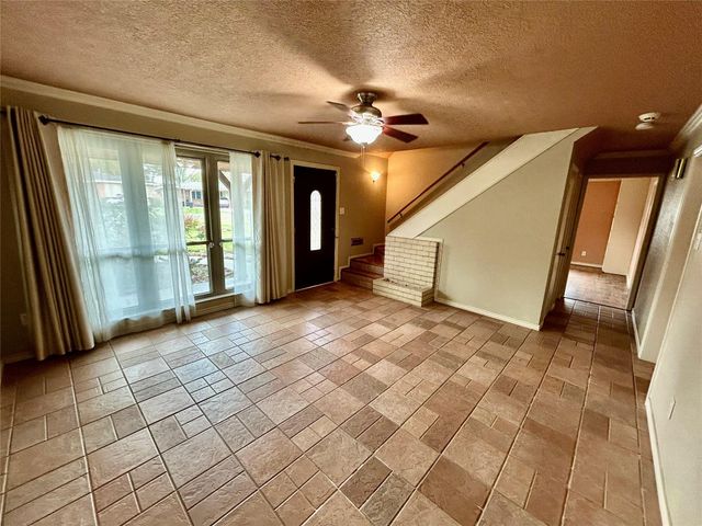 3308 Avenue B, Nederland, TX 77627