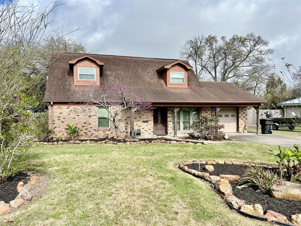 3308 Avenue B, Nederland, TX 77627