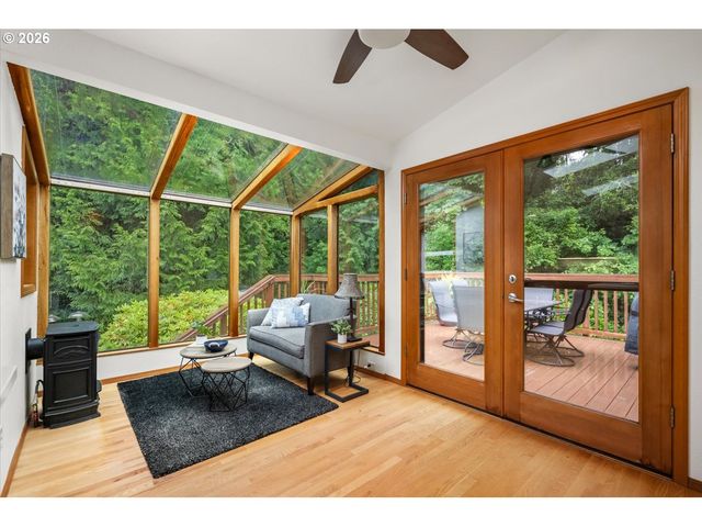 4602 Sw 25TH Ave, Portland, OR 97239