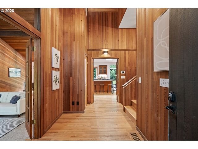 4602 Sw 25TH Ave, Portland, OR 97239
