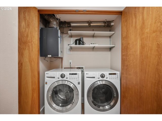 4602 Sw 25TH Ave, Portland, OR 97239