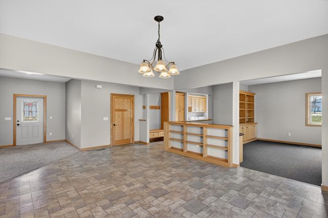 1328 Armstrong Road NW, Alexandria, MN 56308