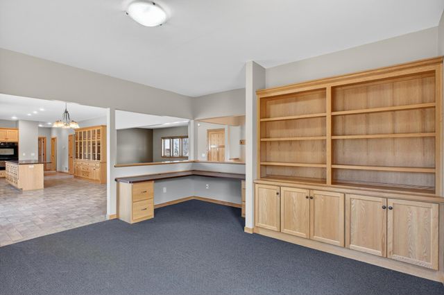 1328 Armstrong Road NW, Alexandria, MN 56308