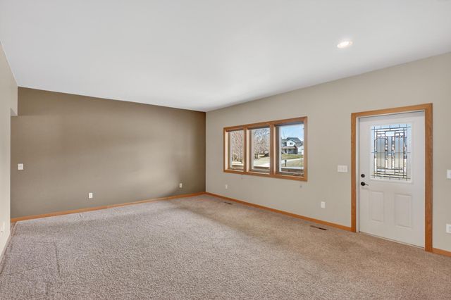 1328 Armstrong Road NW, Alexandria, MN 56308