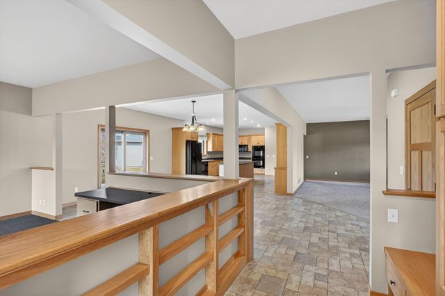 1328 Armstrong Road NW, Alexandria, MN 56308