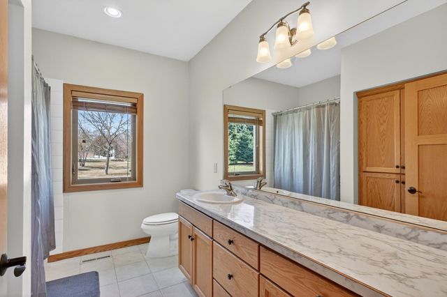 1328 Armstrong Road NW, Alexandria, MN 56308