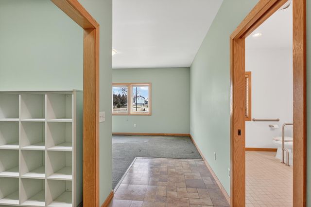 1328 Armstrong Road NW, Alexandria, MN 56308