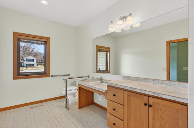 1328 Armstrong Road NW, Alexandria, MN 56308