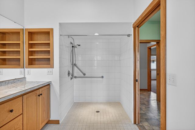 1328 Armstrong Road NW, Alexandria, MN 56308