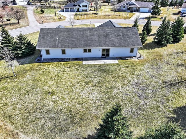 1328 Armstrong Road NW, Alexandria, MN 56308
