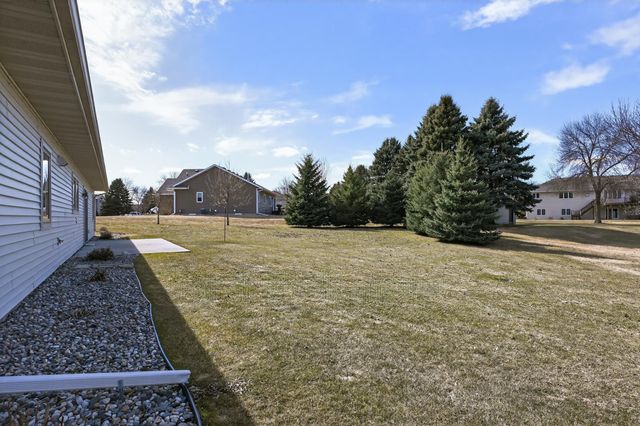 1328 Armstrong Road NW, Alexandria, MN 56308