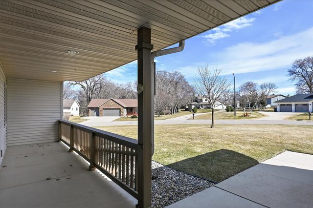 1328 Armstrong Road NW, Alexandria, MN 56308