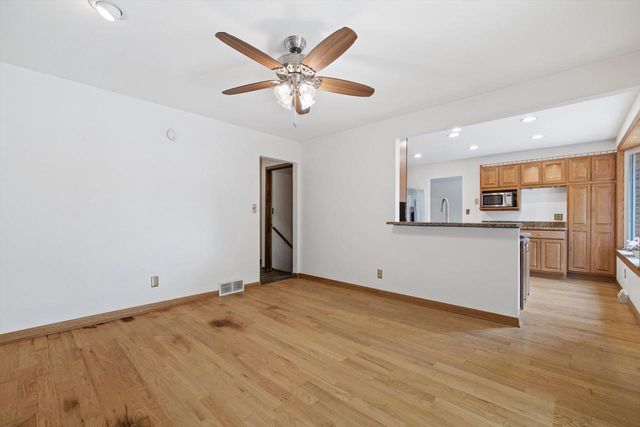 3325 14th PLACE, Kenosha, WI 53144