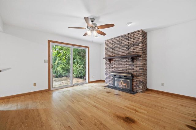 3325 14th PLACE, Kenosha, WI 53144