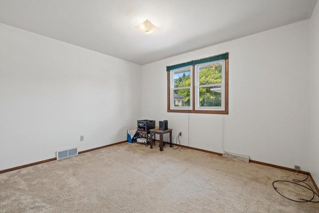 3325 14th PLACE, Kenosha, WI 53144