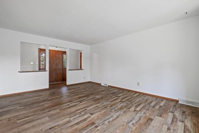 3325 14th PLACE, Kenosha, WI 53144