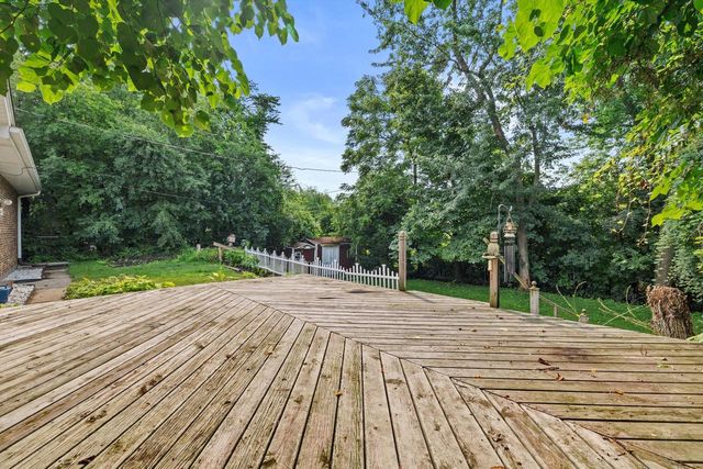 3325 14th PLACE, Kenosha, WI 53144