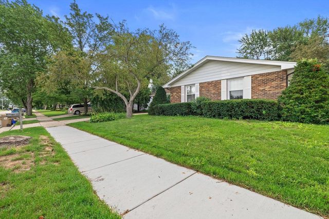 3325 14th PLACE, Kenosha, WI 53144