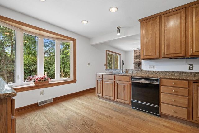 3325 14th PLACE, Kenosha, WI 53144