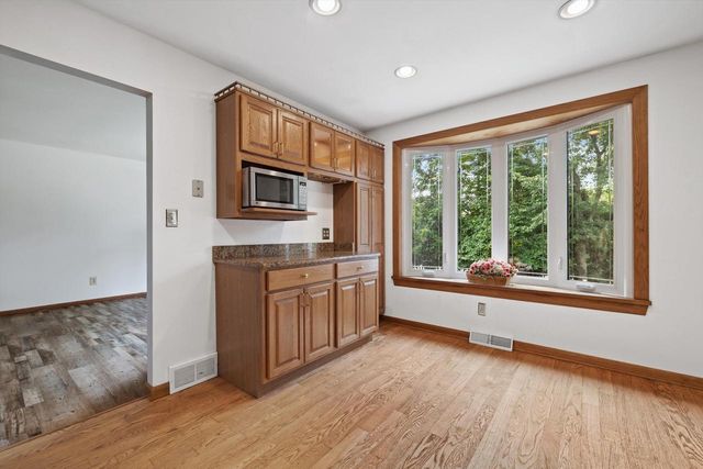 3325 14th PLACE, Kenosha, WI 53144