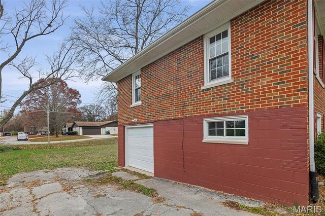 112 Ivo Drive, Swansea, IL 62226