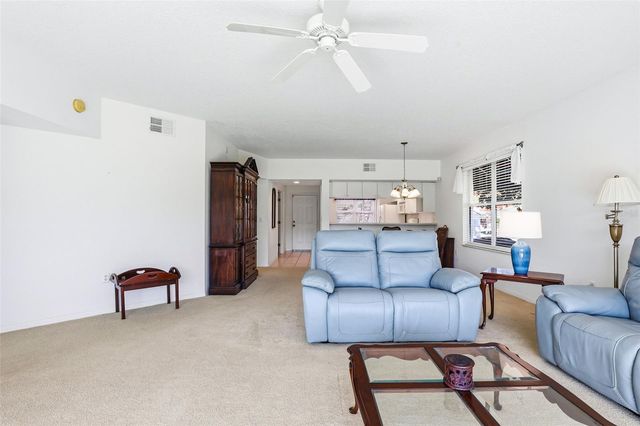 1440 WATER VIEW DRIVE W 101, Largo, FL 33771