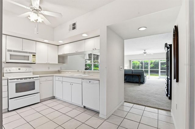 1440 WATER VIEW DRIVE W 101, Largo, FL 33771