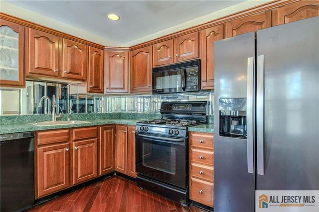 2208 Cypress Lane, East Brunswick, NJ 08816