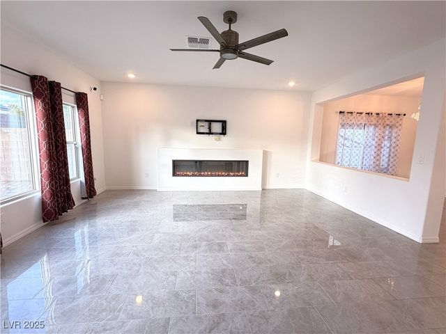 8415 Iron Heart Lane, Las Vegas, NV 89113