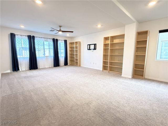 8415 Iron Heart Lane, Las Vegas, NV 89113