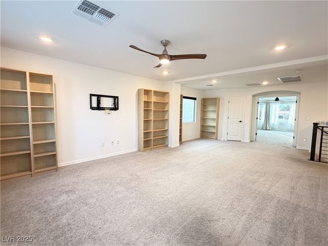 8415 Iron Heart Lane, Las Vegas, NV 89113