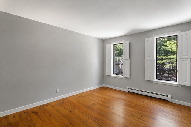 21 Mill Road, Falmouth, MA 02540