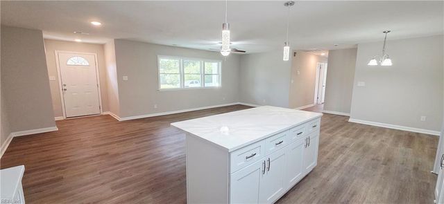 704 Burgesses LN, Virginia Beach, VA 23452