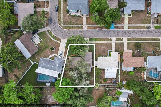 11469 IMPERIAL GROVE DRIVE E, Largo, FL 33774